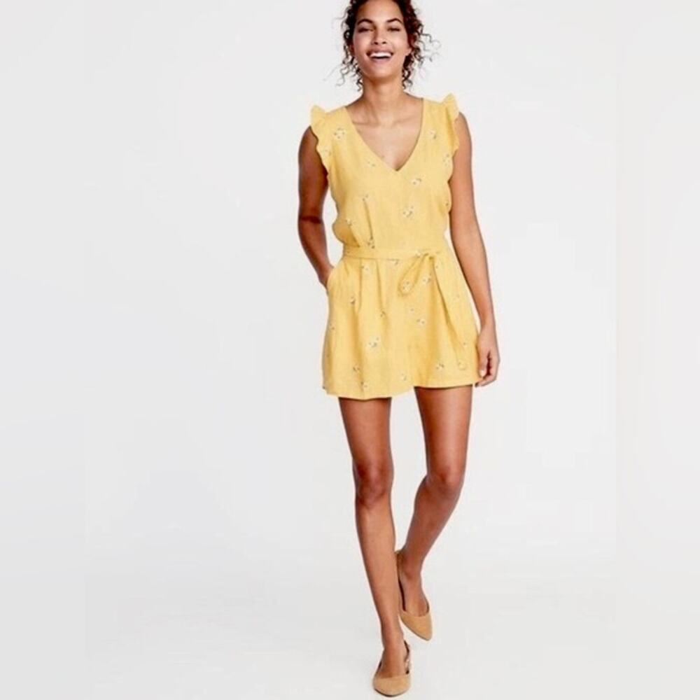 Old Navy Romper Women's Size Medium Linen Yellow Floral Coquette Cottagecore